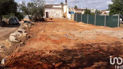 Fotografia 3 de Terreno de 1330 m² em Loulé (São Clemente)