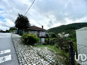 House at Freixo de Cima e de Baixo