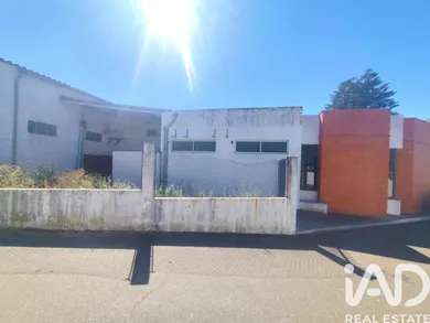 Loja / Estabelecimento Comercial em Terrugem E Vila Boim