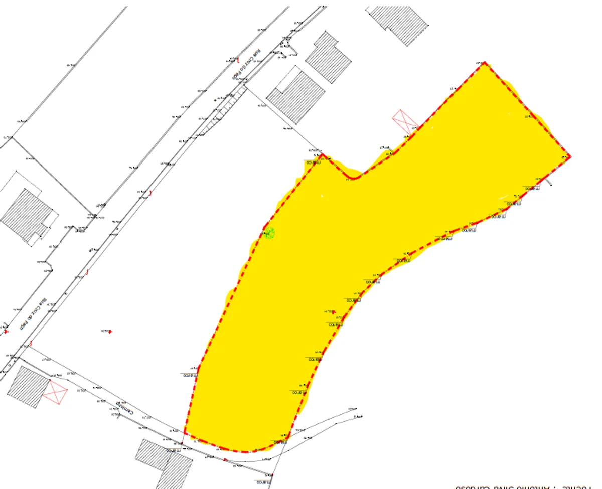 Terreno urbano de 4200 m² em Santo isidoro e livração