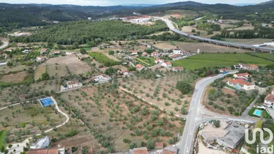 Fotografia 2 de Terreno urbano de 3186 m² em São Miguel, Santa Eufémia e Rabaçal