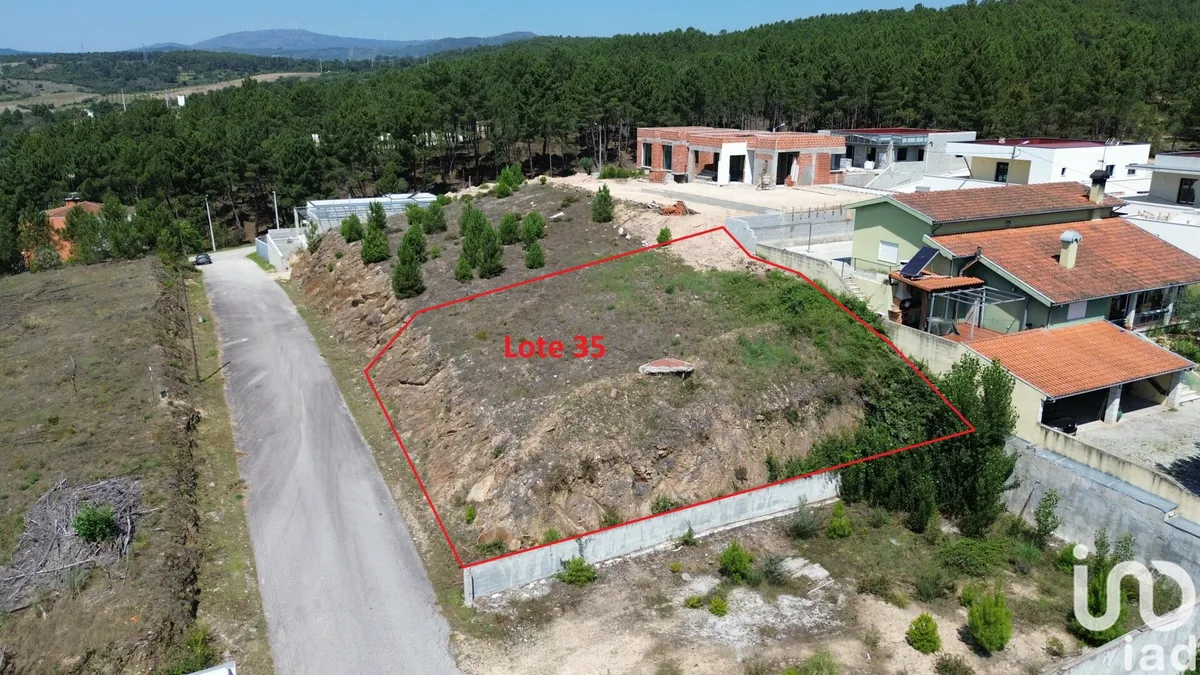 Terreno de 500 m² em Vale de Anta