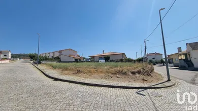 Terreno urbano  em Casas do Soeiro