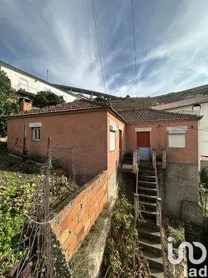 Village house  at Alvações do Corgo