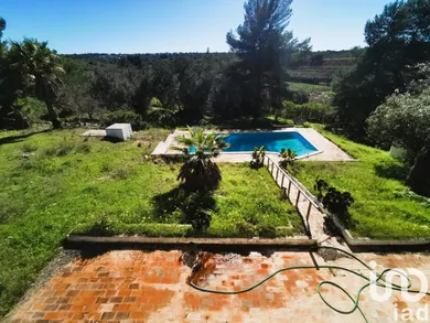 Casa/Moradia em Estômbar e Parchal