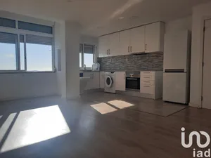 Apartamento T3 em Almada, Cova da Piedade, Pragal e Cacilhas