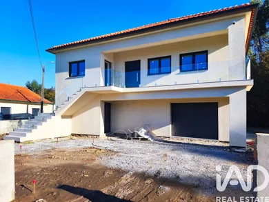 House in Subportela, Deocriste e Portela Susã