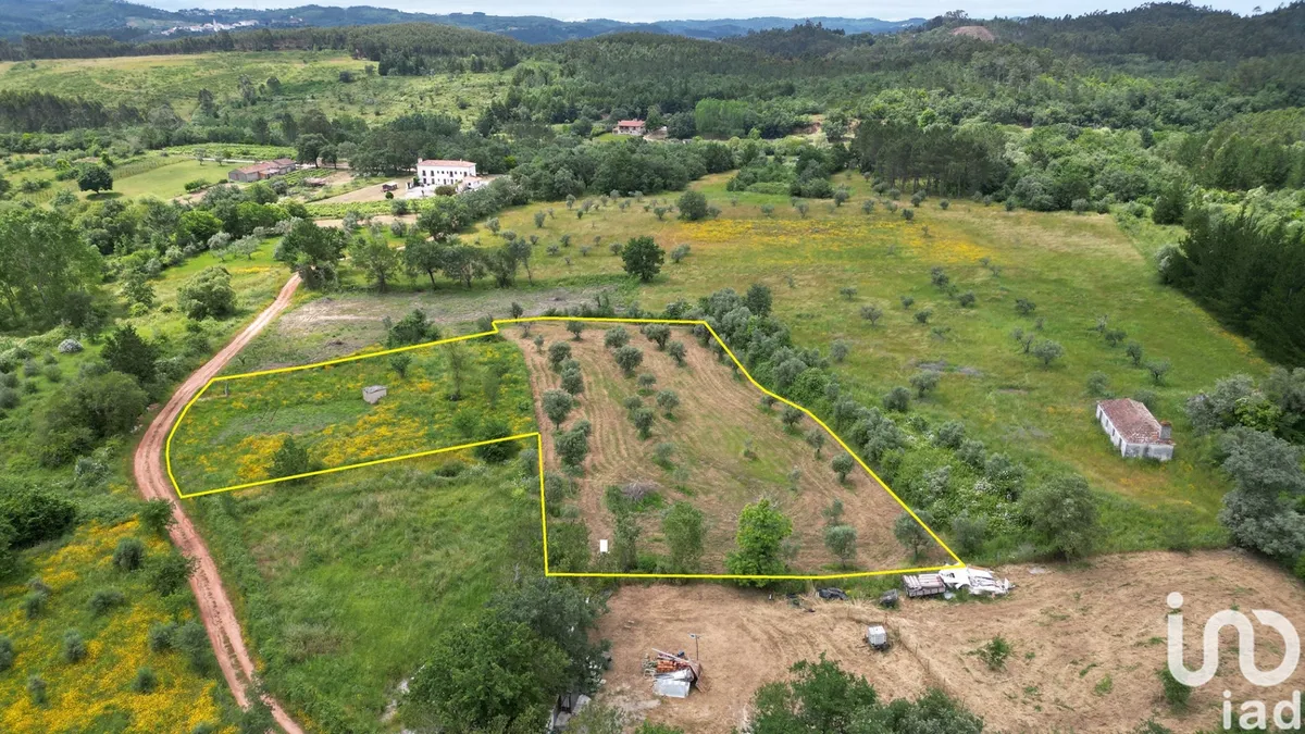 Terreno rústico de 4430 m² em Espinhal