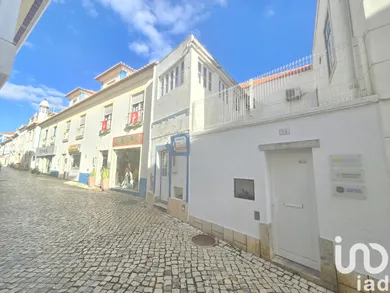House  in Ericeira
