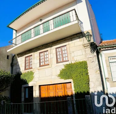 Fotografia 9 de Moradia 5 quartos de 372 m² em Cambra