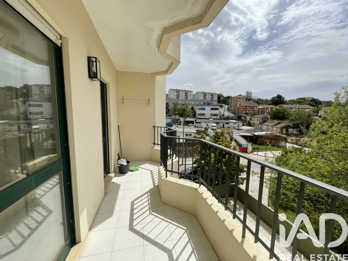 Apartamento 1 quarto de 69 m² em Coimbra (Sé Nova, Santa Cruz, Almedina e São Bartolomeu)