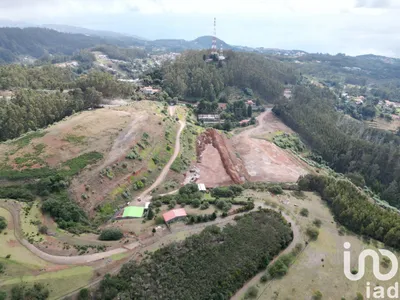 Fotografia 3 de Terreno de 304 740 m² em São Gonçalo