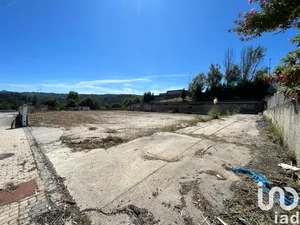 Commercial walls  at Padreiro (Salvador e Santa Cristina)