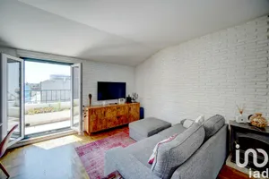 Apartamento T2 em Alcântara
