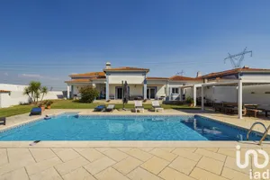 House at Pinhal Novo