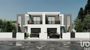 Casa/Moradia em Estômbar e Parchal