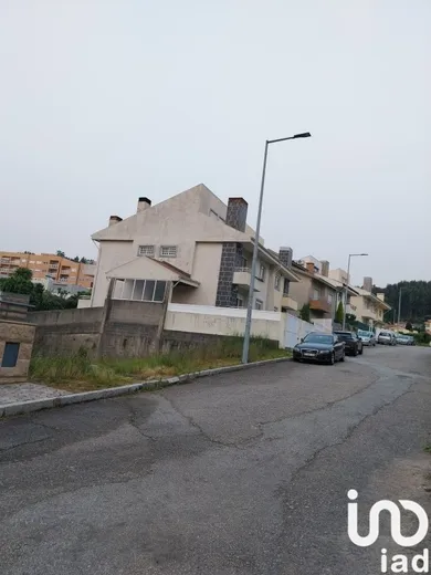 Terreno urbano  em Canelas