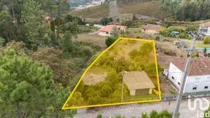 Land  at Foz do Sousa e Covelo