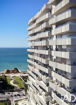 Apartment T4 in Portimão