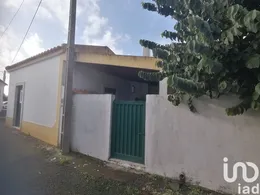 Village house in Abitureiras