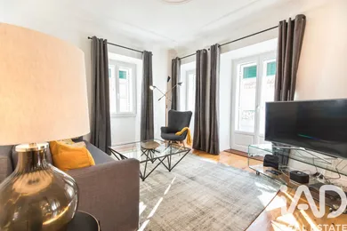 Apartamento T2 em Santo António