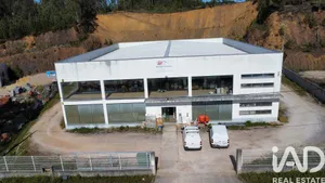 Shop/Premises commercial  in Alvares