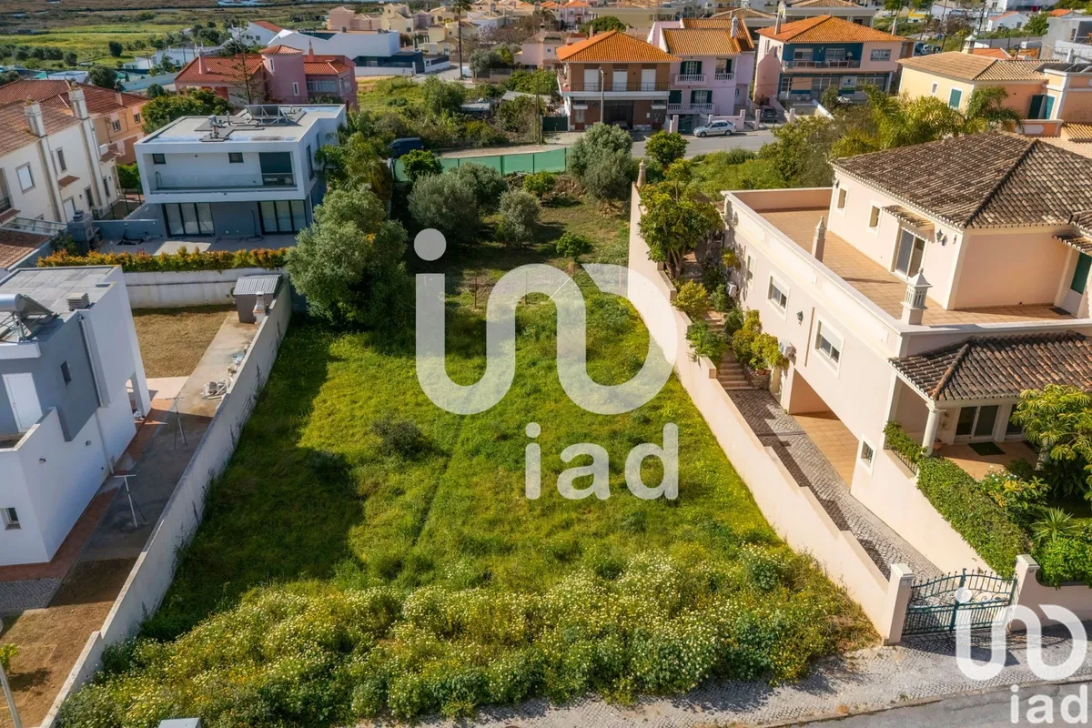 Terreno de 533 m² em Montenegro