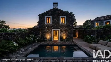 Traditional house  in Ribeiras