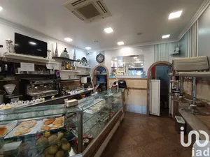 Boutique/Local commercial à Avenidas Novas