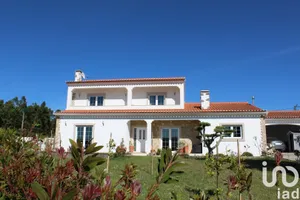 Casa em Caldas da Rainha - Santo Onofre e Serra do Bouro