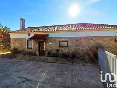 Maison  à Gandra e Taião