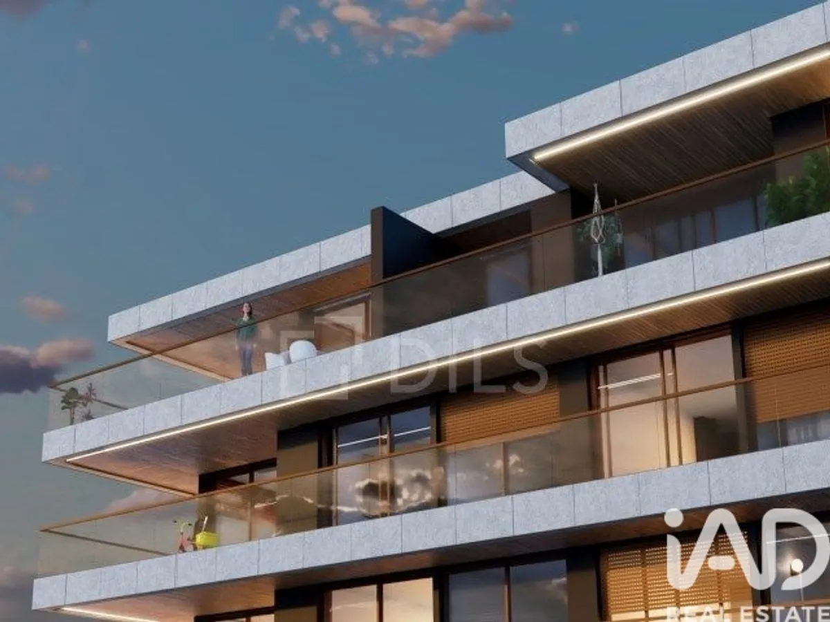 Apartamento 2 quartos de 159 m² em Carnaxide e Queijas