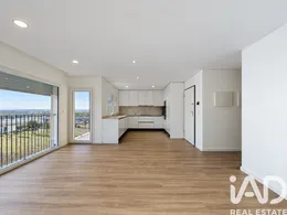 Apartamento T3 em Corroios