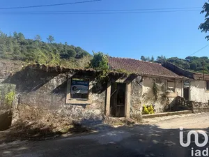 House at Porto de Mós - São João Baptista e São Pedro