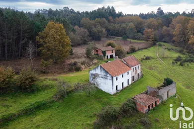 House  in Espariz e Sinde
