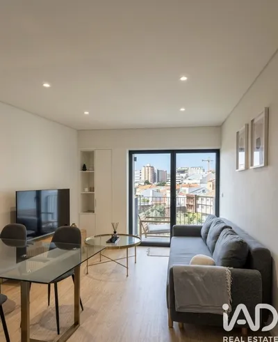 Fotografia 2 de Apartamento 1 quarto de 60 m² em Cedofeita, Santo Ildefonso, Sé, Miragaia, São Nicolau e Vitória