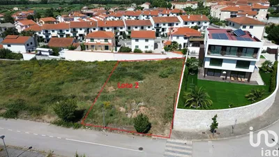 Fotografia 4 de Terreno de 783 m² em Vilar de Nantes