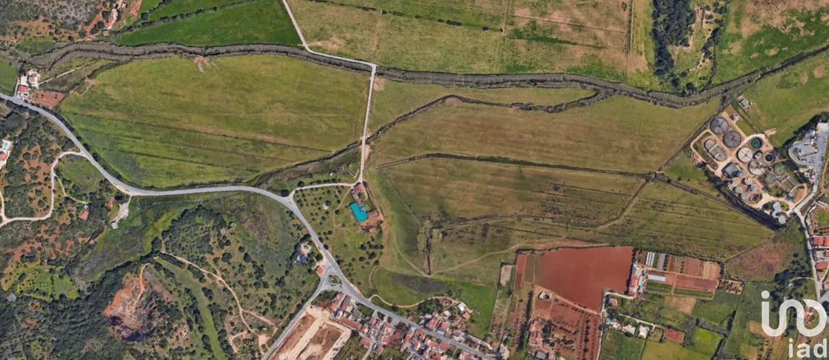Terreno de 409 450 m² em São Gonçalo De Lagos