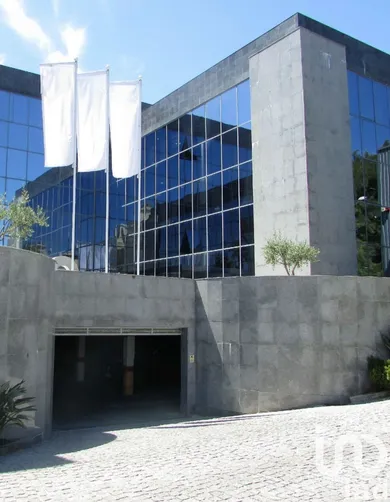 Loja / Estabelecimento Comercial  em Carnaxide e Queijas