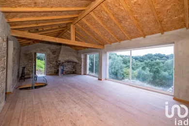 House  at Serra e Junceira