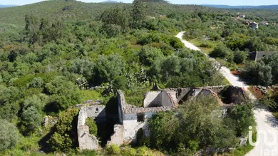 Casa/Moradia  em Chãos