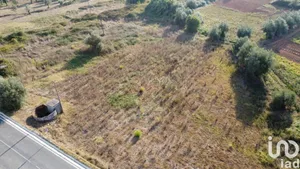 Terreno urbano em Areias e Pias