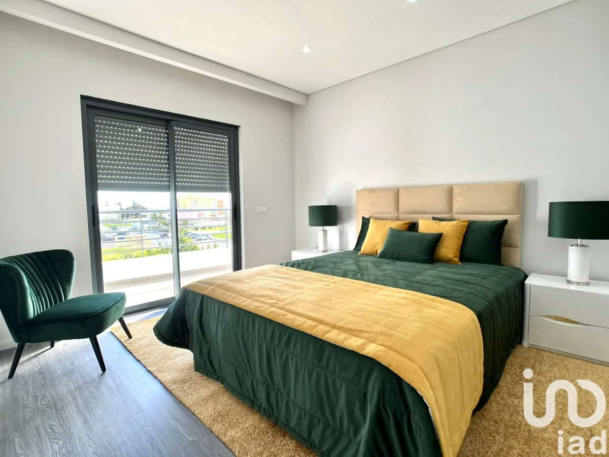 Apartamento 3 quartos de 132 m² em Quelfes