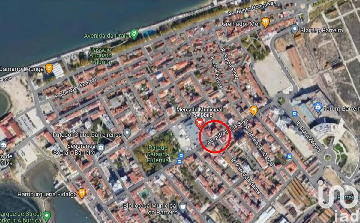 Prédio de 232 m² em Barreiro E Lavradio