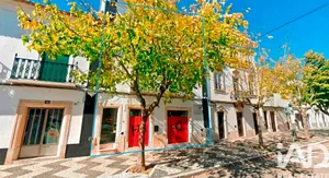 Loja / Estabelecimento Comercial em Estremoz (Santa Maria e Santo André)