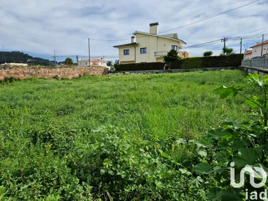 Terreno urbano em Castelo do Neiva