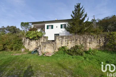 Ferme  à Santa Clara e Castelo Viegas