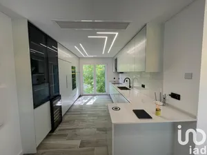 Apartment T3 at Santa Iria de Azoia, São João da Talha e Bobadela