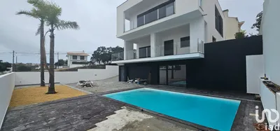 Fotografia 4 de Casa/Moradia 4 quartos de 220 m² em Charneca De Caparica E Sobreda