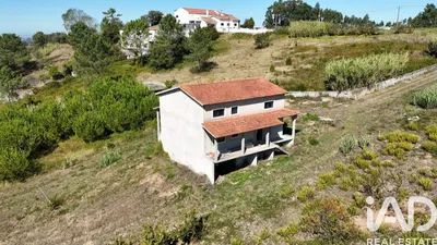 Fotografia 7 de Casa/Moradia 3 quartos de 302 m² em Alvorninha